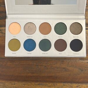 Dark Magic Eyeshadow Palette by Jaclyn Hill